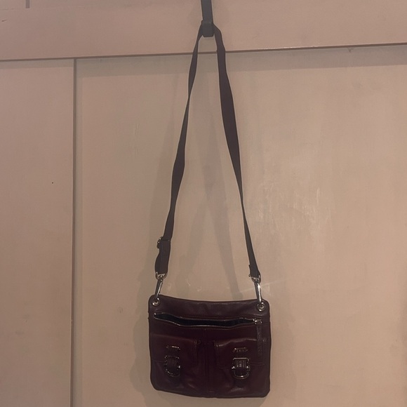 Etienne Aigner plum leather crossbody bag in preowned condition/ OS - Picture 2 of 6